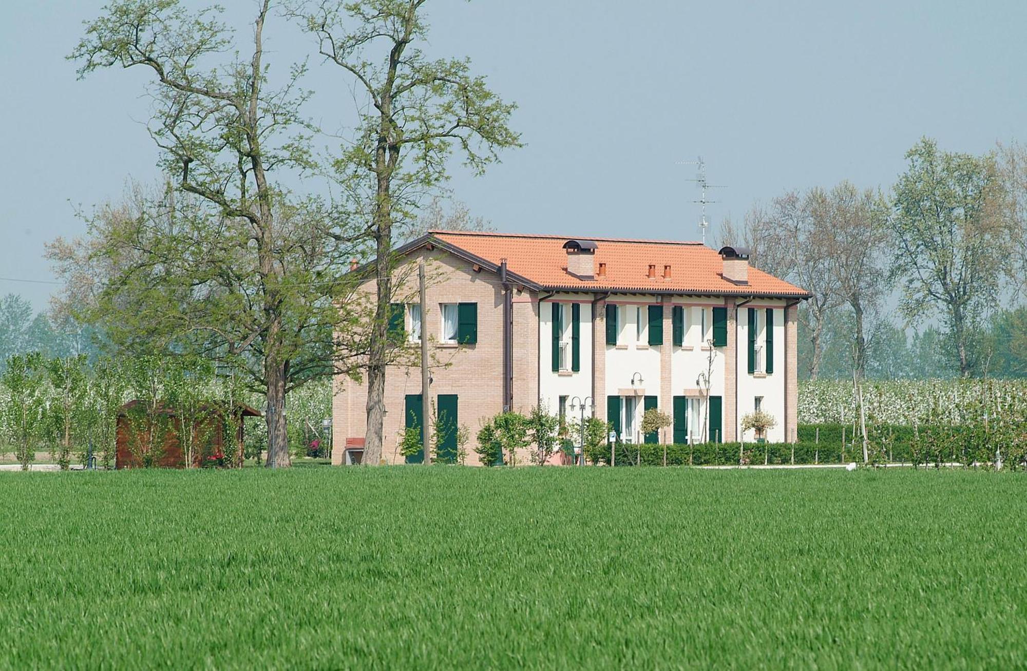 Agriturismo Alla Casella Ferrara Exterior photo